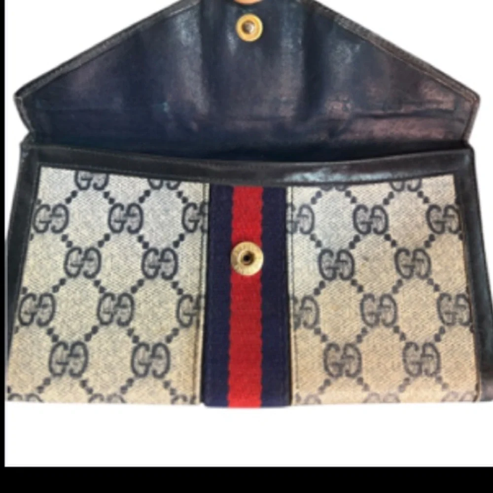 Gucci Beige GG Canvas Wallet with Red and Navy Web Stripe - Picture 2 of 9